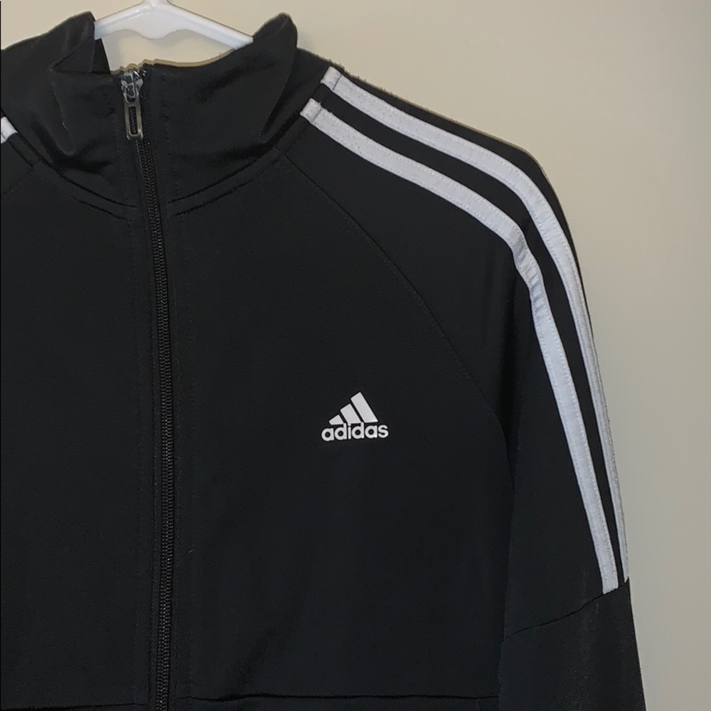 Adidas Zip Up🖤